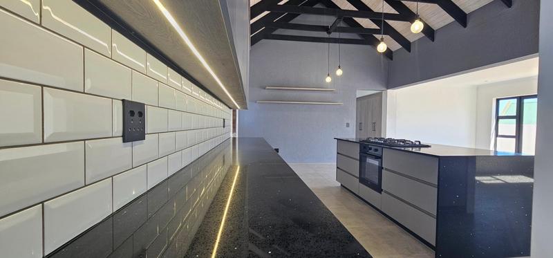 3 Bedroom Property for Sale in Country Club Western Cape